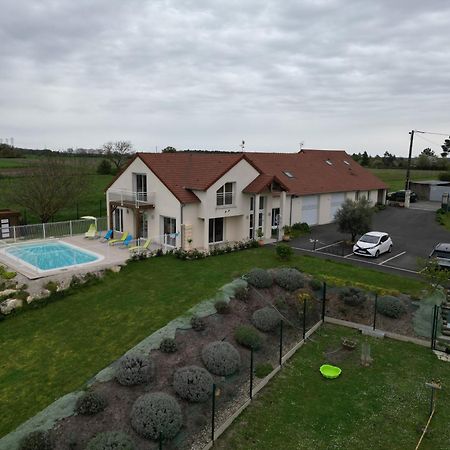 Gite Montgolfiere 6 Personnes Châtellerault Buitenkant foto